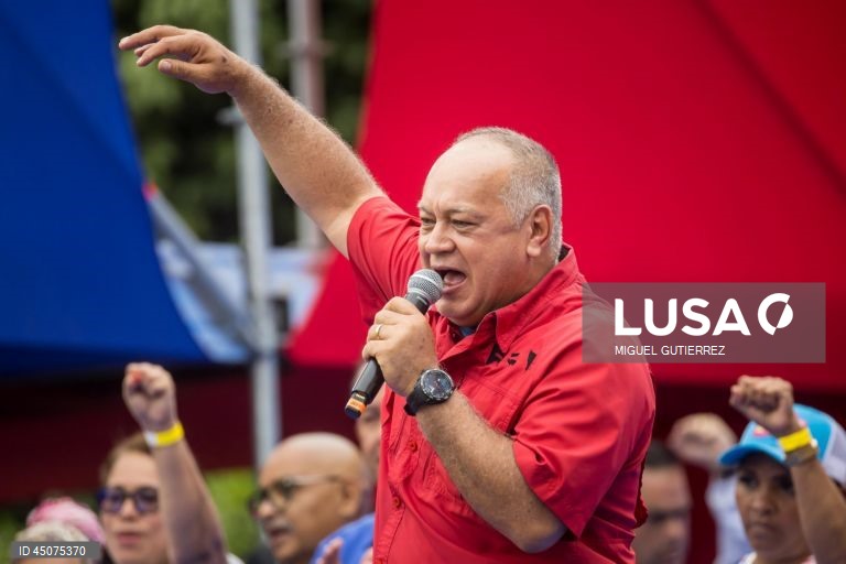 Venezuela acusa Estados Unidos de execu??es extrajudiciais em ataque a barco