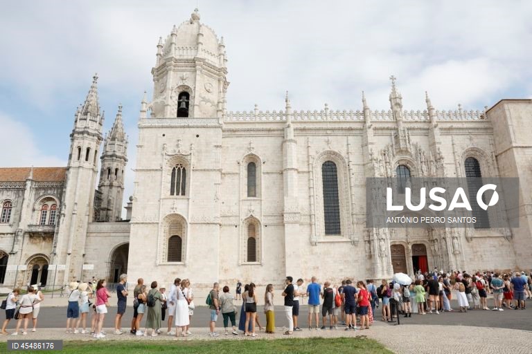 Visitantes de museus e monumentos nacionais mantiveram-se acima dos cinco milh?es em 2024