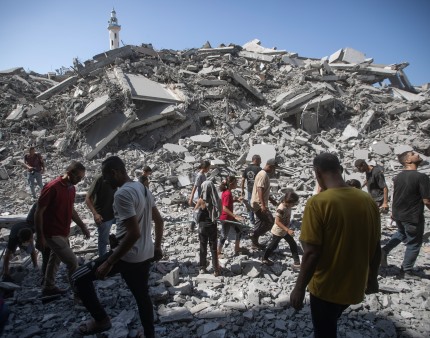 Israel diz que 480 mil palestinianos fugiram da cidade de Gaza